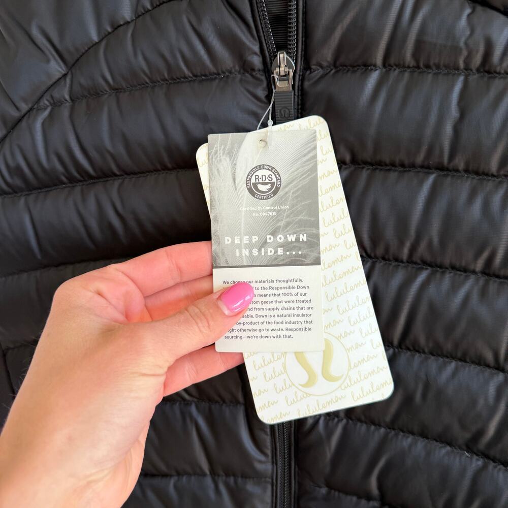 Lululemon Down For A Run Vest II Zip Up Black 8 NWT - Picture 6 of 13